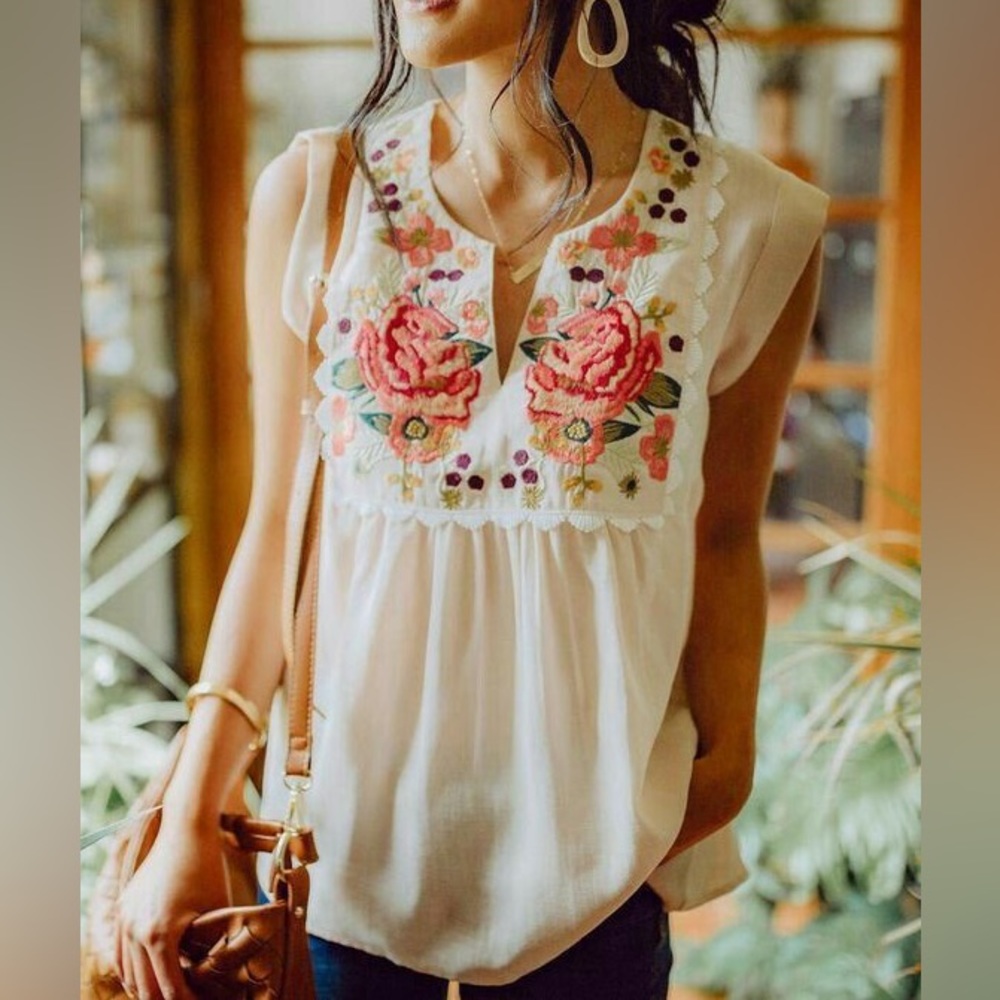 THML Embroidered Top - NWOT